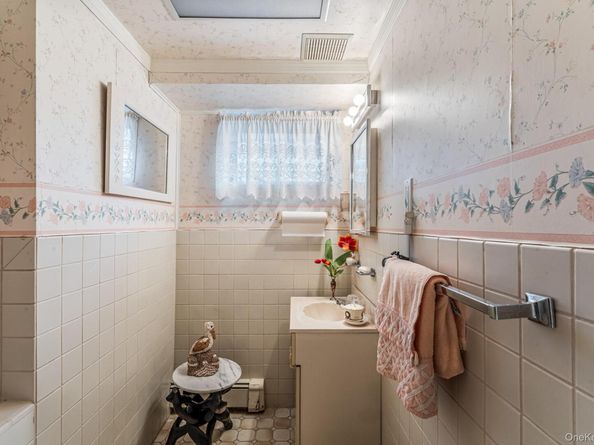 86-79 Pinto Street, Holliswood NY 11423