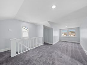 11942 189th Street, Saint Albans NY 11412