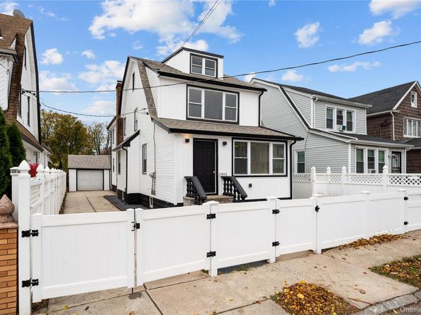 11942 189th Street, Saint Albans NY 11412