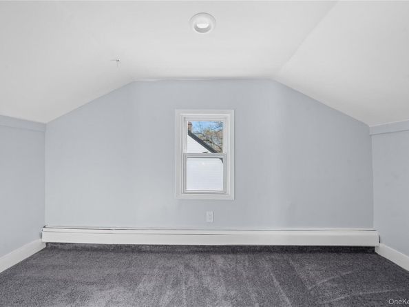 11942 189th Street, Saint Albans NY 11412