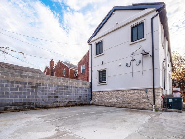 6501 110th Street, Forest Hills NY 11375