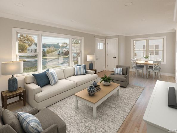 55 Terry Road, Patchogue NY 11772