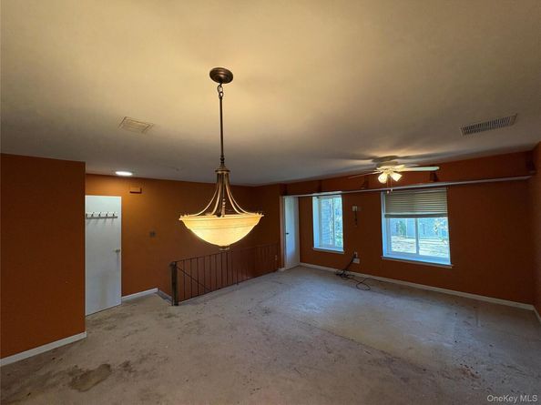 10 Aspen Court 0, Coram NY 11727