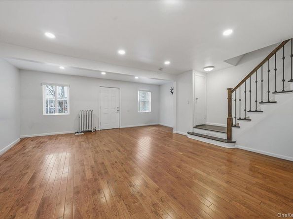 10719 96th Street, Ozone Park NY 11417