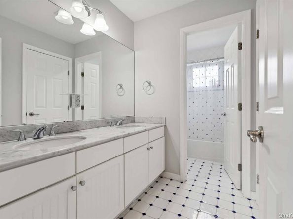 55 Hamptons Court Drive 55, Eastport NY 11941