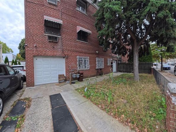 1822 Seward Avenue, Bronx NY 10473