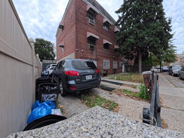 1822 Seward Avenue, Bronx NY 10473