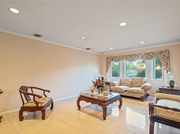 48 Fairfield Drive, Dix Hills NY 11746