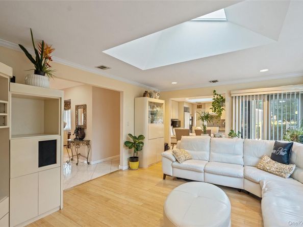 48 Fairfield Drive, Dix Hills NY 11746