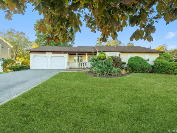 48 Fairfield Drive, Dix Hills NY 11746