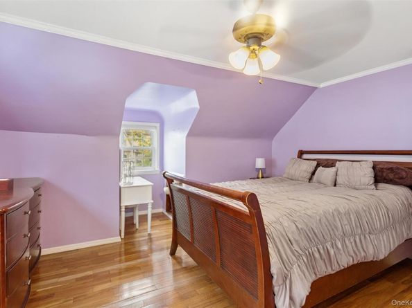 1272 Westervelt Place, Hewlett NY 11557