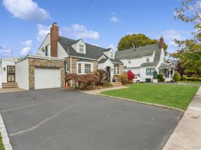 1272 Westervelt Place, Hewlett NY 11557