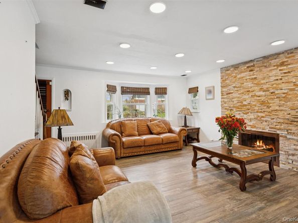 1272 Westervelt Place, Hewlett NY 11557