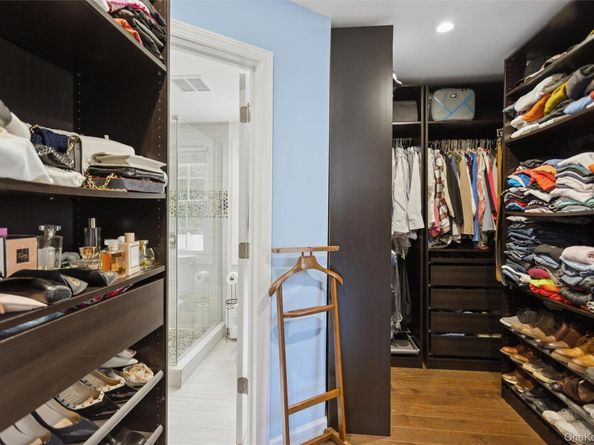 1272 Westervelt Place, Hewlett NY 11557