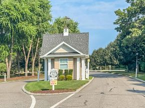 18 Kennsington Court, Riverhead NY 11901