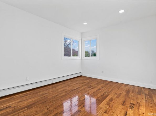 8 Marc Drive, Ridge NY 11961