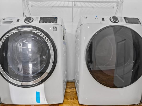 8 Marc Drive, Ridge NY 11961