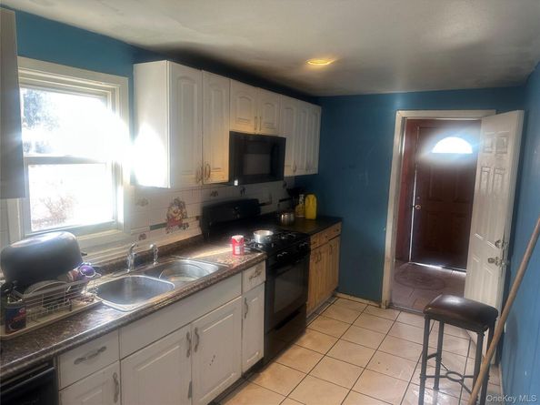 35 William Street, Roosevelt NY 11575