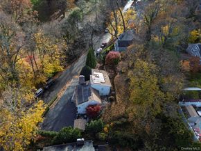 68 McCouns Lane, Oyster Bay NY 11771