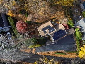 68 McCouns Lane, Oyster Bay NY 11771