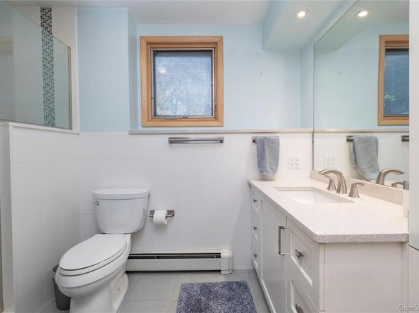 68 McCouns Lane, Oyster Bay NY 11771