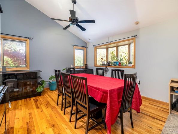 68 McCouns Lane, Oyster Bay NY 11771