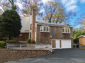 68 McCouns Lane, Oyster Bay NY 11771