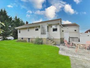 2203 Washington Street, Merrick NY 11566