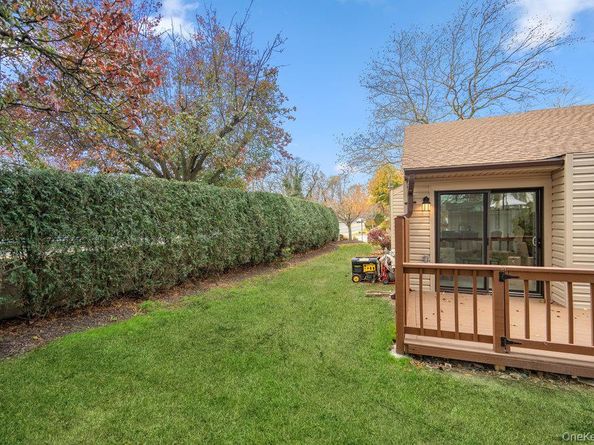 1 Stanford Court, Wantagh NY 11793