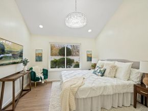 1 Stanford Court, Wantagh NY 11793