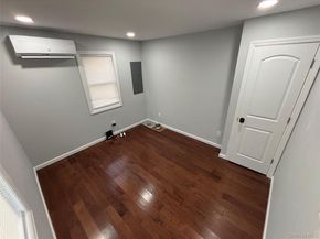 33 Broadway Street, Shirley NY 11967