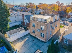 24563 61st Avenue, Little Neck NY 11362