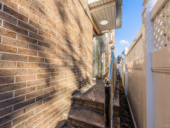 24563 61st Avenue, Little Neck NY 11362