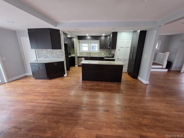 109-73 200th Street, Saint Albans NY 11412