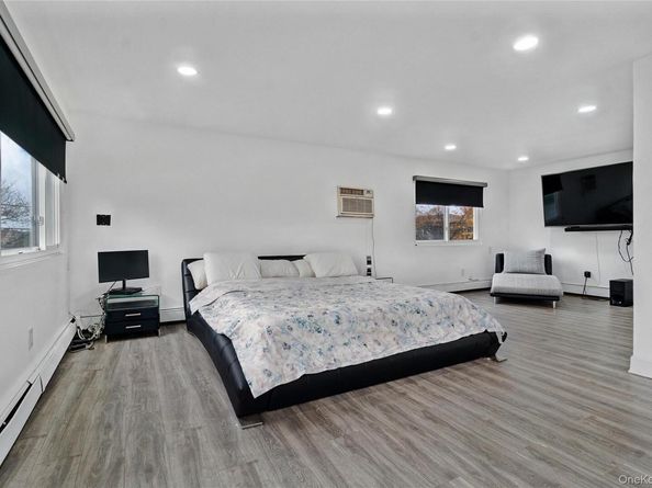 31-14 Healy Avenue, Bayswater NY 11691