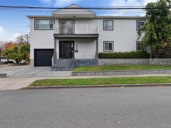 31-14 Healy Avenue, Bayswater NY 11691