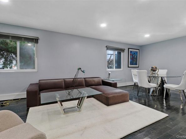 31-14 Healy Avenue, Bayswater NY 11691