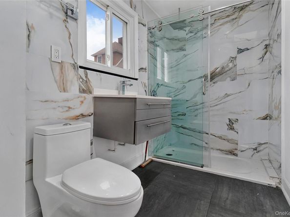 31-14 Healy Avenue, Bayswater NY 11691