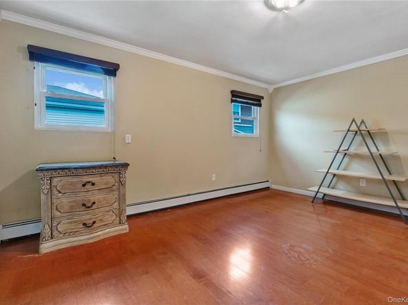 31-14 Healy Avenue, Bayswater NY 11691