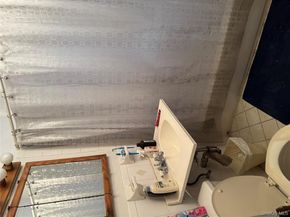 98 Clinton Avenue, New Rochelle NY 10801