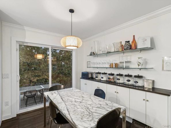 19 Walnut Avenue, East Quogue NY 11942