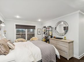 19 Walnut Avenue, East Quogue NY 11942