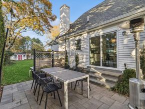 19 Walnut Avenue, East Quogue NY 11942
