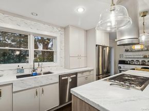 19 Walnut Avenue, East Quogue NY 11942