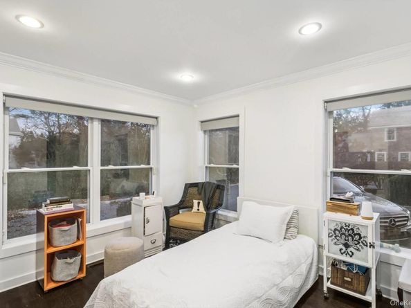 19 Walnut Avenue, East Quogue NY 11942