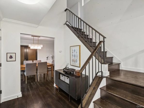 19 Walnut Avenue, East Quogue NY 11942