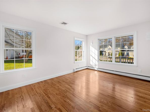 3 Ariel Court, Rocky Point NY 11778