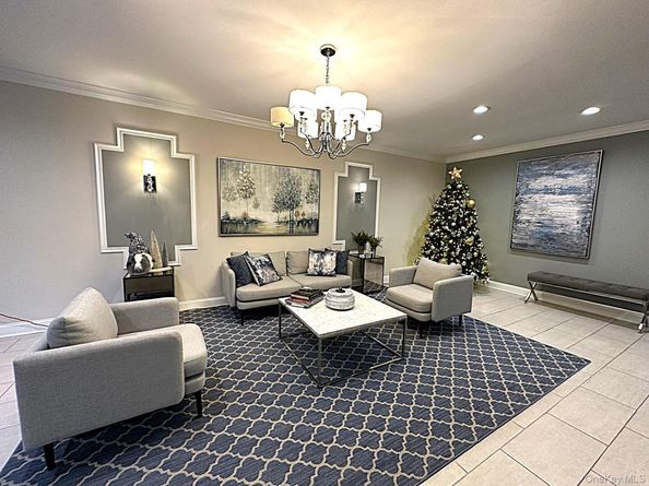 100 Diplomat Drive 8J, Mount Kisco NY 10549