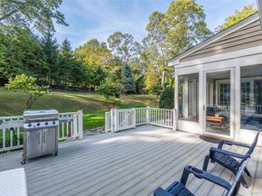 15 Crescent Court, Wading River NY 11792