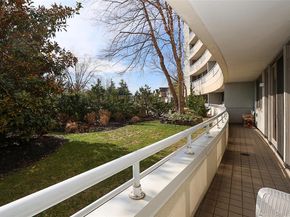 100 Harbor View Drive 111, Port Washington NY 11050